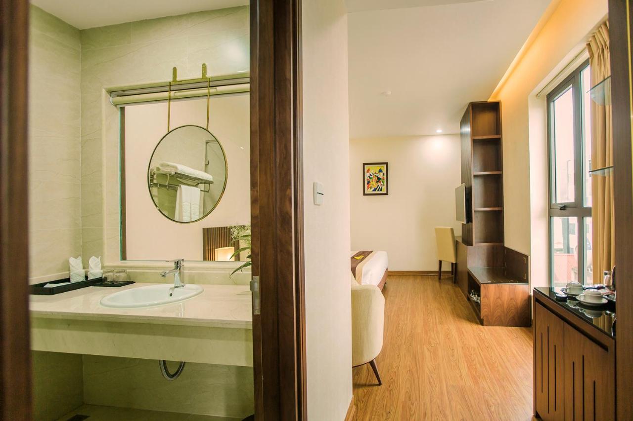 Luxury6 Hotel Mong Cai ภายนอก รูปภาพ
